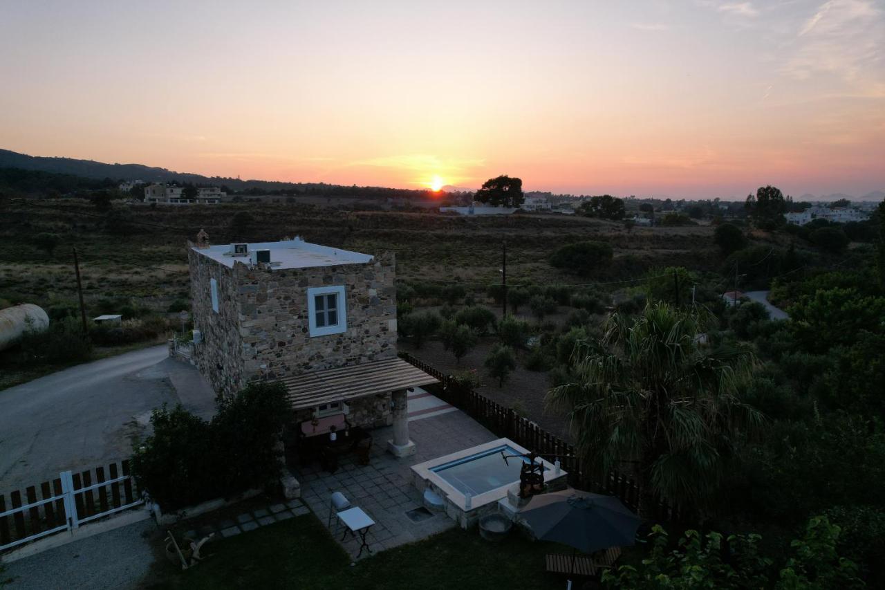 Traditional Kos Villa With Swimming Pool, Lawn Yard And Bbq المظهر الخارجي الصورة