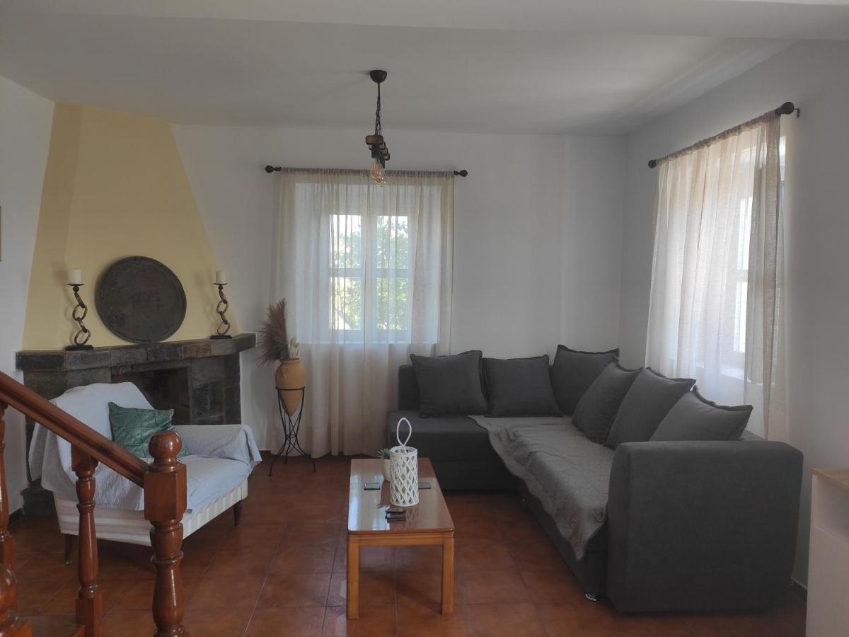 Traditional Kos Villa With Swimming Pool, Lawn Yard And Bbq المظهر الخارجي الصورة