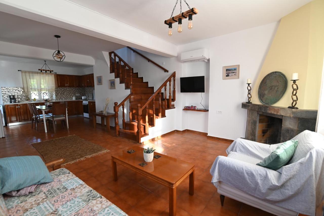 Traditional Kos Villa With Swimming Pool, Lawn Yard And Bbq المظهر الخارجي الصورة